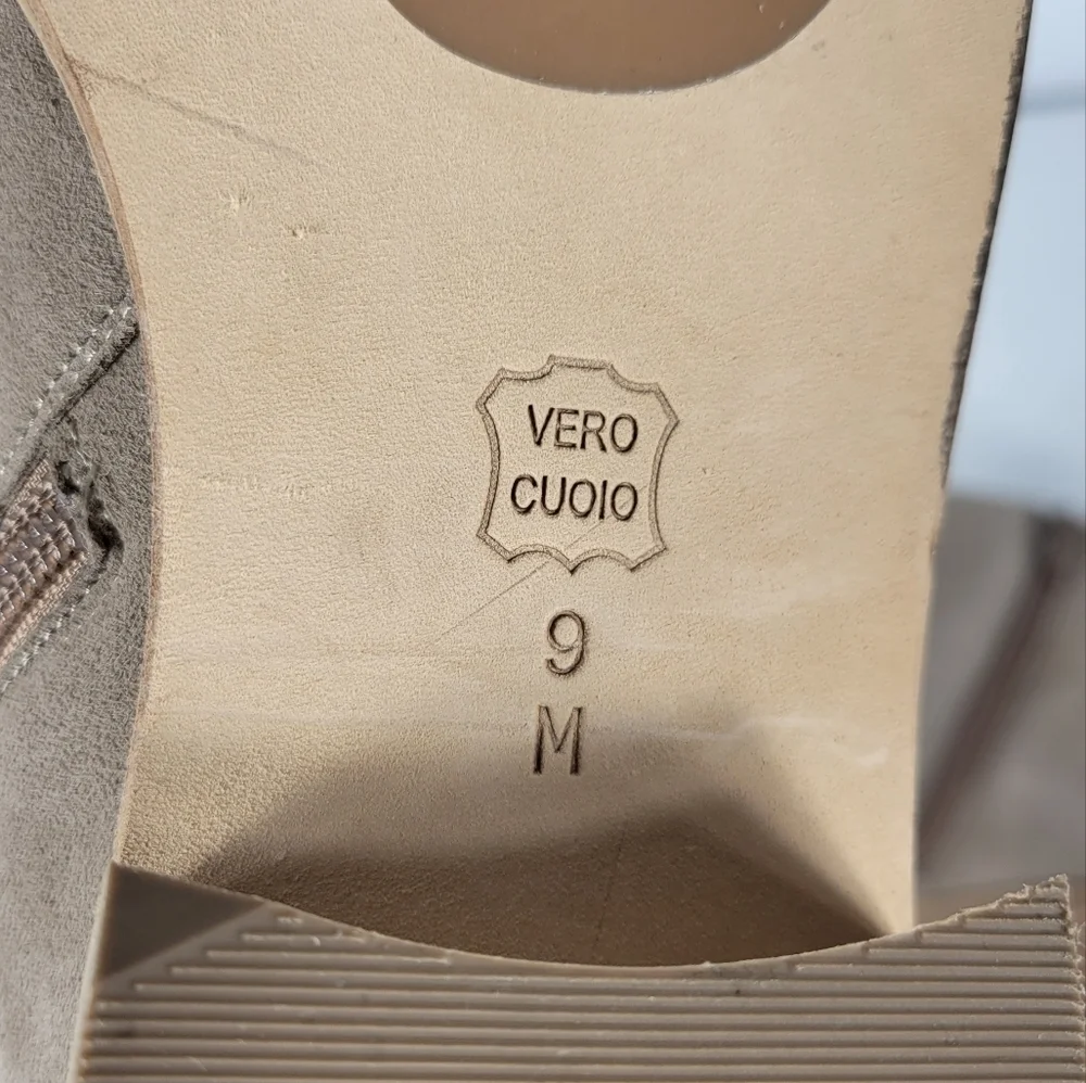 Vaneli Fazar Suede Booties #583 Size 9M